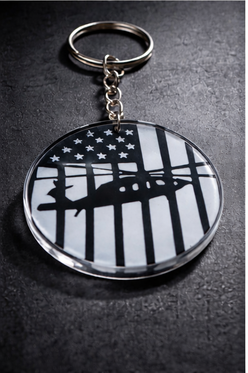 Blackhawk Helicopter Keychain – Aviation Gift for Pilots & Enthusiasts