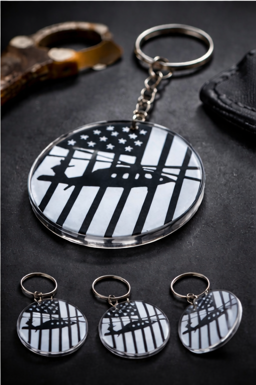 Blackhawk Helicopter Keychain – Aviation Gift for Pilots & Enthusiasts
